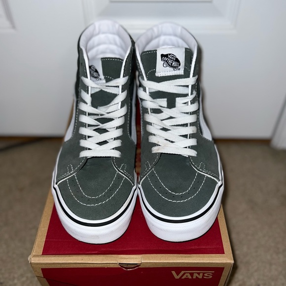 ❌SOLD❌VANS Sk8-Hi high top - Picture 2 of 4